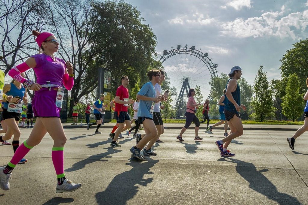 vienna city marathon vor dem wiener riesenrad