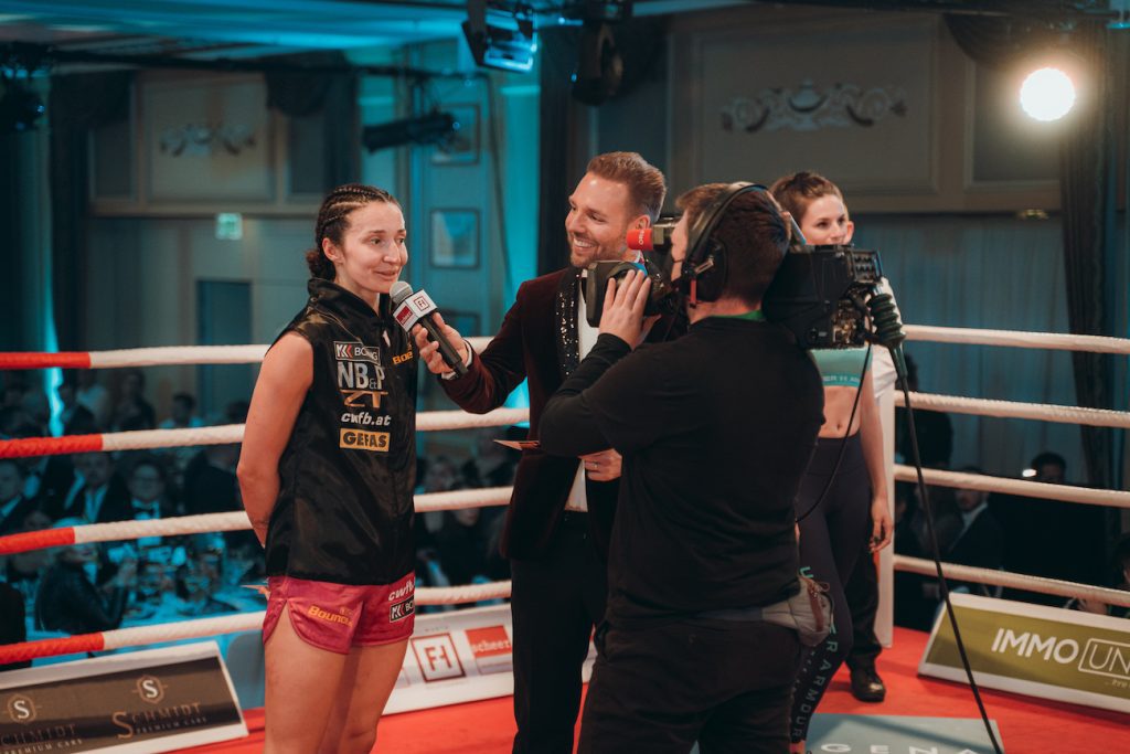Bounce Fight Night Michaela Kotaskova Ronny Leber
